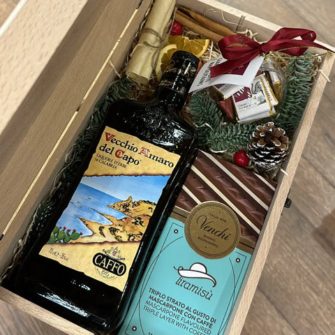 Amaro Del Capo / Domori Christmas Ball
