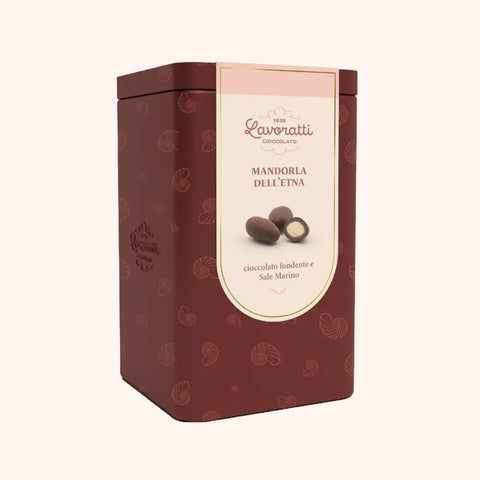 Mandorle ricoperte di cioccolato fondente