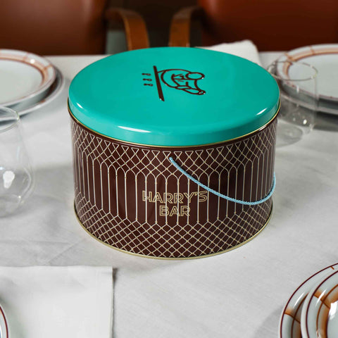 Panettone with Chocolate Chips in a 750g Tin