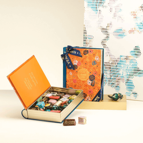Large Murrine book with assorted chocolates 355 g
